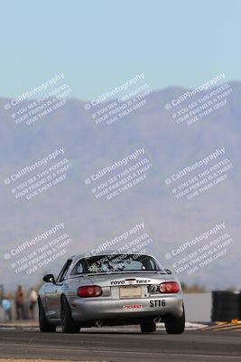 media/Feb-17-2024-Nasa AZ (Sat) [[ca3372609e]]/4-Race Group A/Session 2 Qualify (Turn 16)/